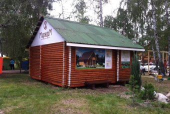 Домик из оцилиндрованного бревна Домик из оцилиндрованного бревна